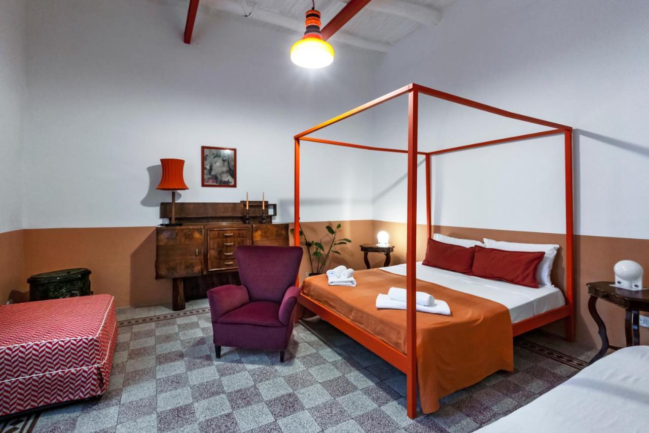 Charming Apartment With Balcony In The Historic Center Napoli Eksteriør bilde