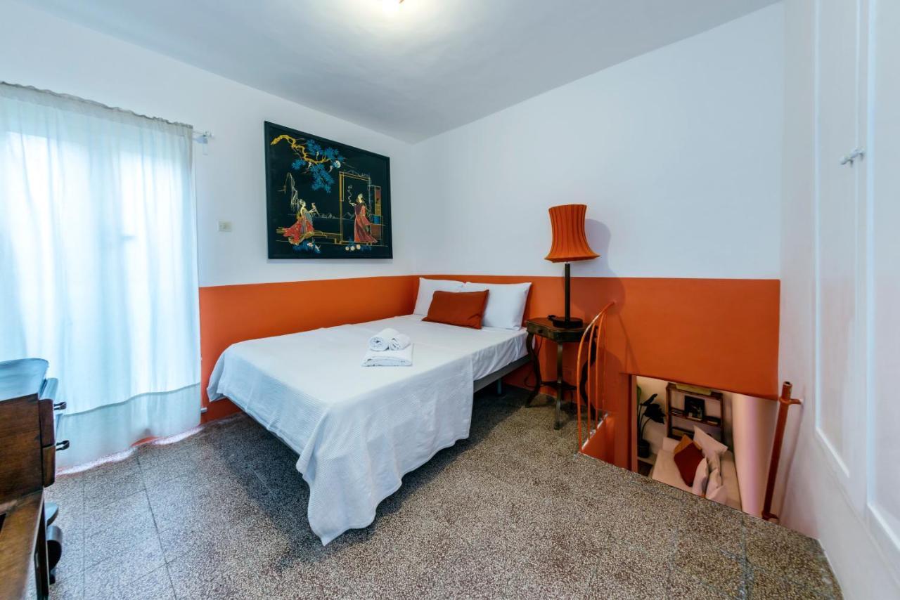 Charming Apartment With Balcony In The Historic Center Napoli Eksteriør bilde