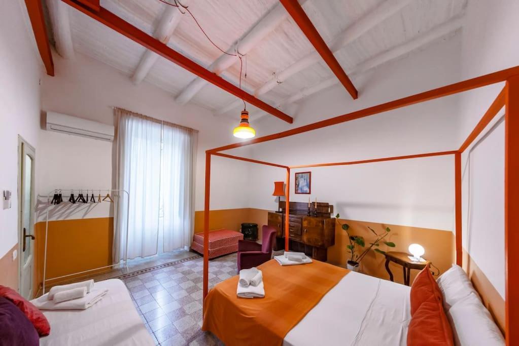 Charming Apartment With Balcony In The Historic Center Napoli Eksteriør bilde