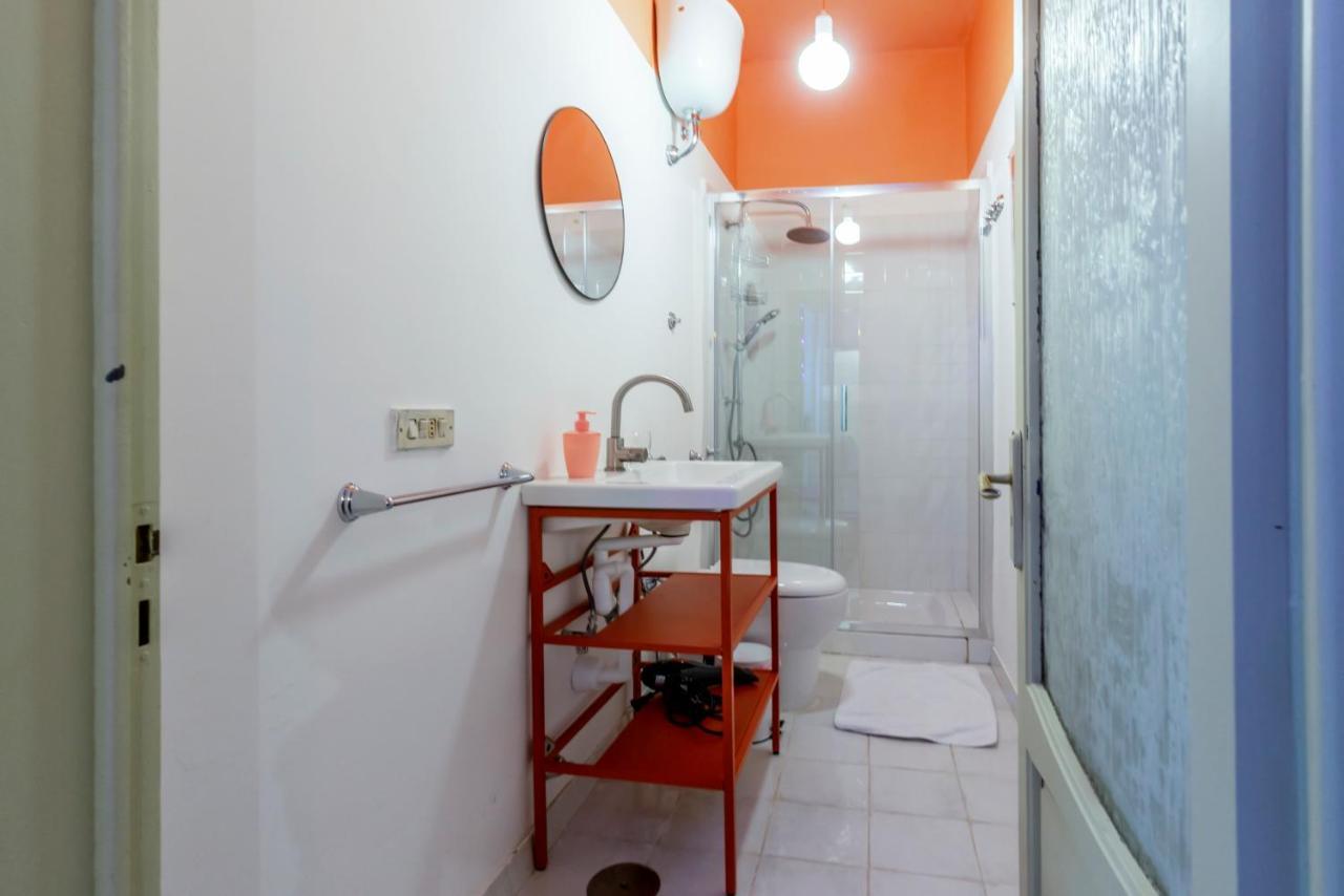 Charming Apartment With Balcony In The Historic Center Napoli Eksteriør bilde